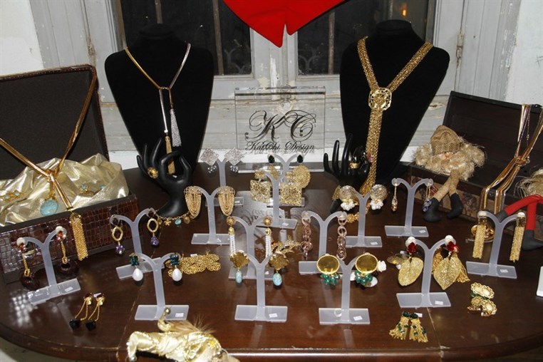 Sista Browns Christmas Pop up Store at Villa Paradiso